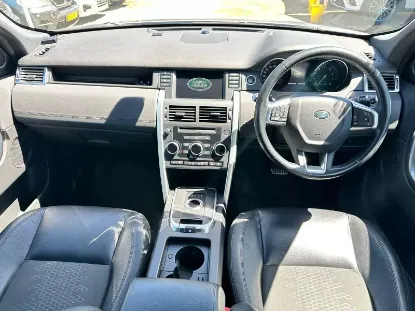 Picture of Land Rover Discovery 2015