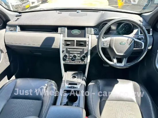 Picture of Land Rover Discovery 2015