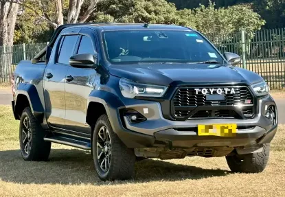 Picture of Toyota Hilux 2021
