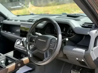 Picture of Land Rover Defender 2024