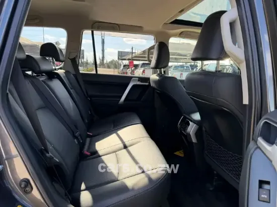 Picture of Toyota Prado 2020