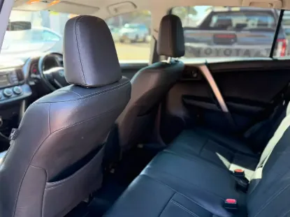 Picture of Toyota Rav4 2018