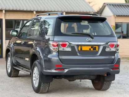 Picture of Toyota Fortuner 2013
