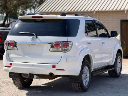 Picture of Toyota Fortuner 2015
