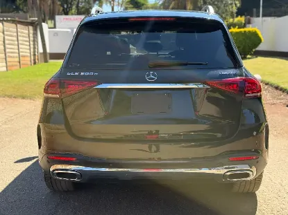 Picture of Mercedes Benz GLE300d 2021