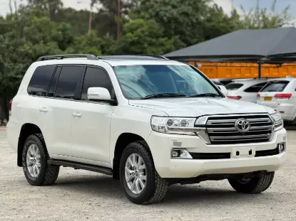 Picture of Toyota Land Cruiser 2020
