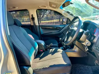 Picture of Isuzu KB250 2018