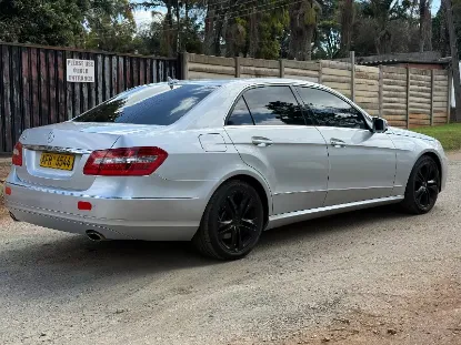 Picture of Mercedes Benz E Class 2013