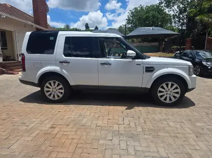 Picture of Land Rover Discovery 2016
