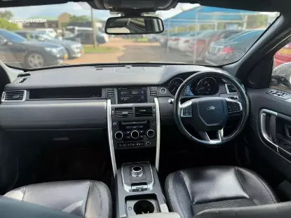 Picture of Land Rover Discovery 2015