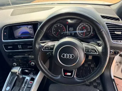 Picture of Audi Q5 2015