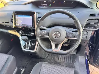 Picture of Nissan Serena 2016