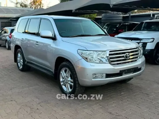 Picture of Toyota Land Cruiser 2011