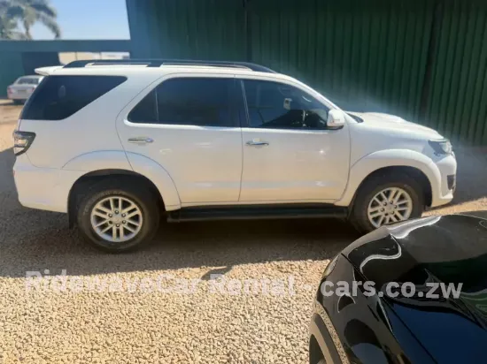 Picture of Double Cabs & Off-Road SUVs Isuzu KB | Toyota Hilux D4D | Toyota Fortuner