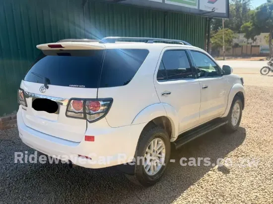 Picture of Double Cabs & Off-Road SUVs Isuzu KB | Toyota Hilux D4D | Toyota Fortuner