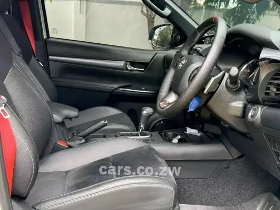 Picture of Toyota Hilux 2025