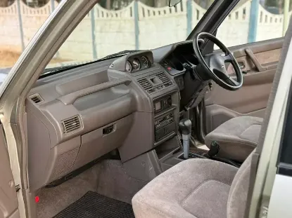 Picture of Mitsubishi Pajero 2000