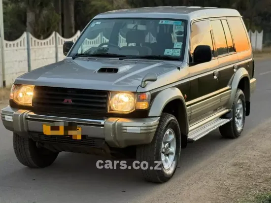Picture of Mitsubishi Pajero 2000