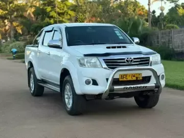 Picture of Toyota Hilux 2013