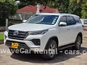Picture of Luxury SUVs Toyota Fortuner GD6, Land Rover discovery sport SE,Toyota Hilux gd6