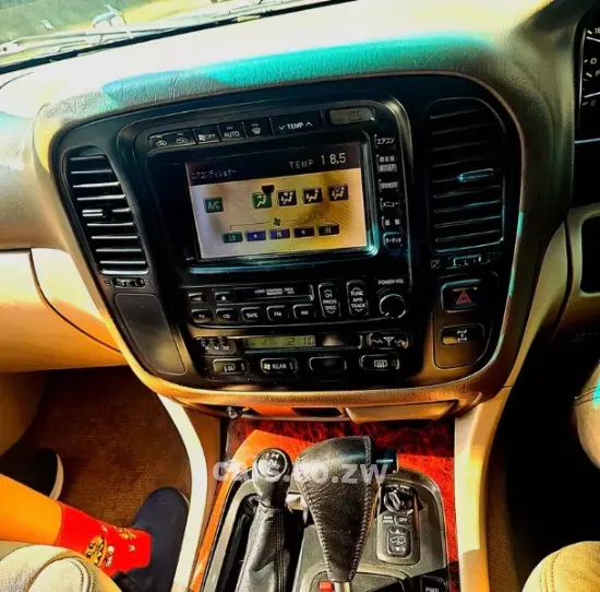Picture of Toyota Land Cruiser 1998