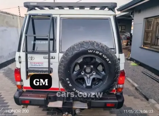 Picture of Toyota Land Cruiser 2017