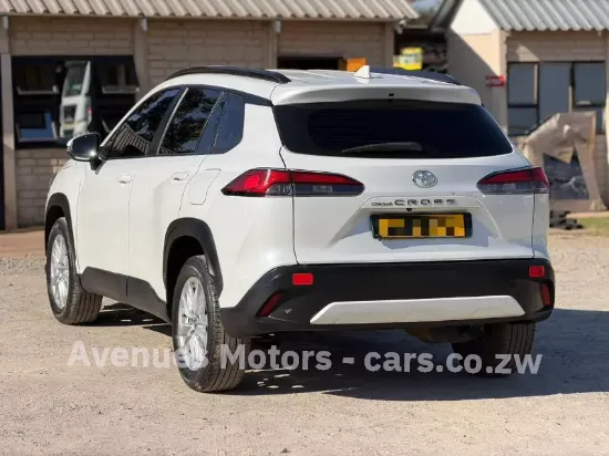 Picture of Toyota Cross 2024