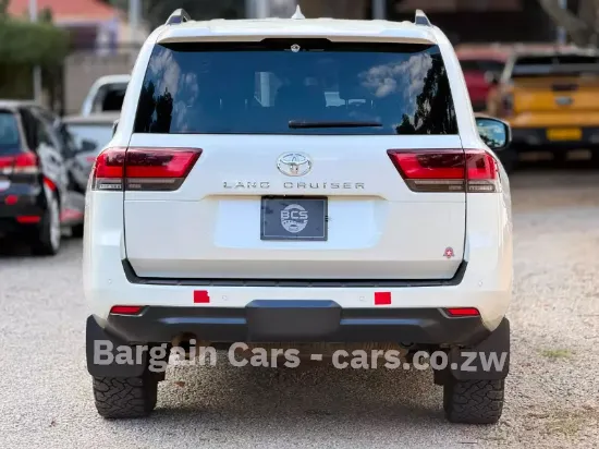 Picture of Toyota Land Cruiser 2022
