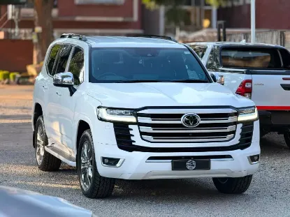 Picture of Toyota Land Cruiser 2023