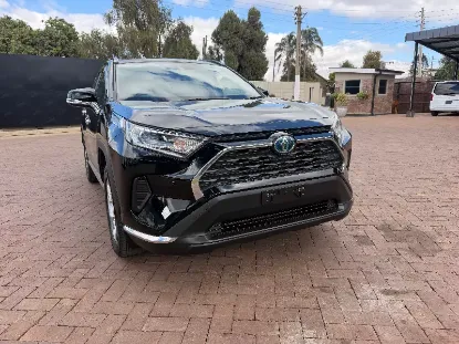 Picture of Toyota Rav4 2021
