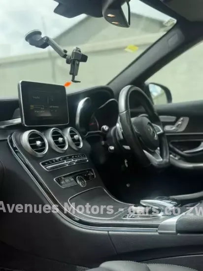 Picture of Mercedes Benz C-Class 2017