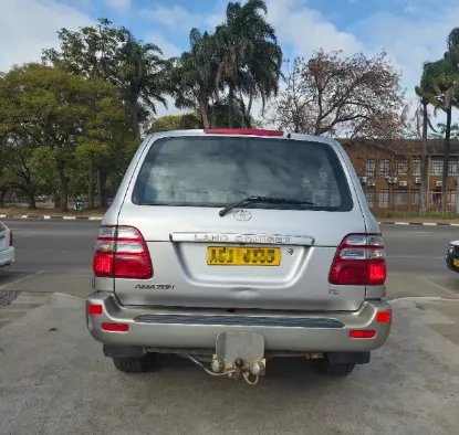 Picture of Toyota Land Cruiser 2004