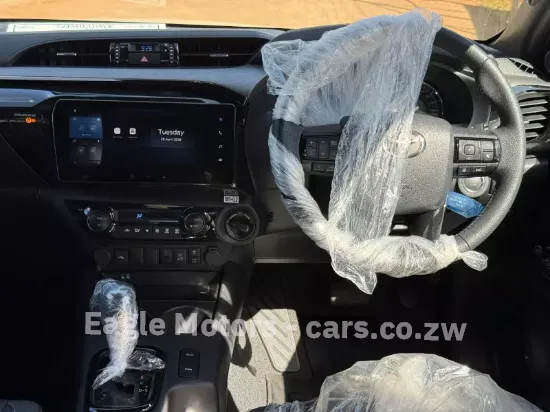 Picture of Toyota Hilux 2025