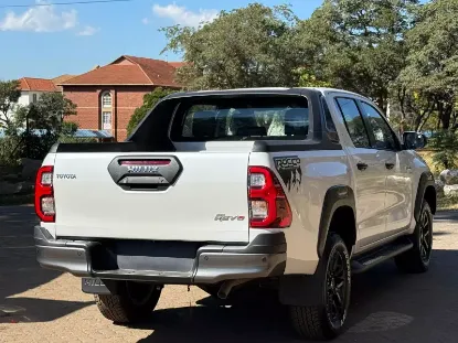 Picture of Toyota Hilux 2025