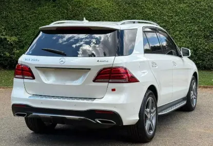 Picture of Mercedes Benz GLE 2016