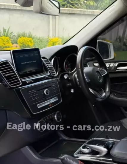 Picture of Mercedes Benz GLE 2016