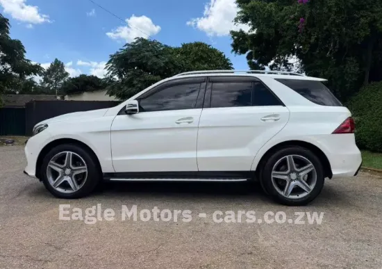 Picture of Mercedes Benz GLE 2016