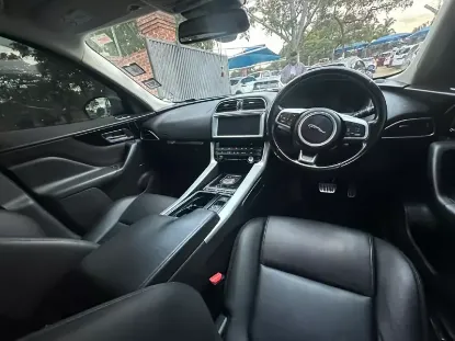 Picture of Jaguar F-Pace 2018