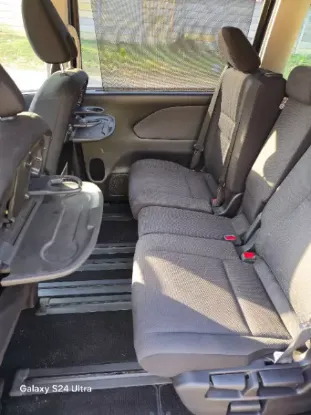 Picture of Nissan Serena 2017