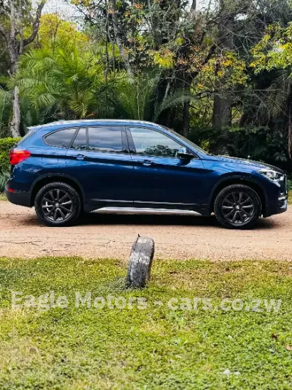 Picture of BMW X1 2019
