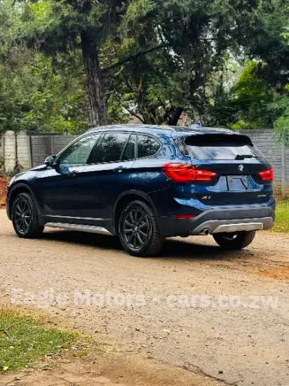 Picture of BMW X1 2019