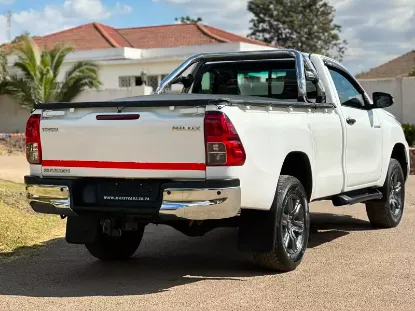 Picture of Toyota Hilux 2022