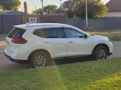 Picture of Nissan X-Trail 2020