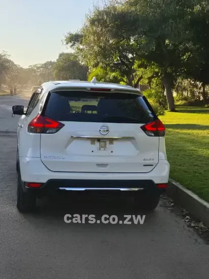 Picture of Nissan X-Trail 2020