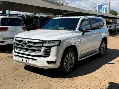 Picture of Toyota Land Cruiser 2023