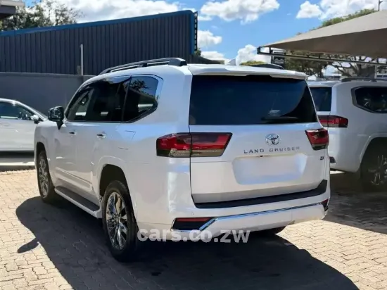 Picture of Toyota Land Cruiser 2023