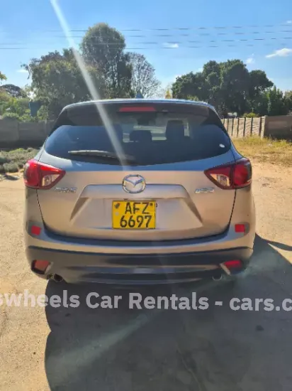 Picture of Mid SUVs: Honda Vezel, Mazda CX5, Toyota Vanguard, Nissan Xtrail T32, Toyota Ra