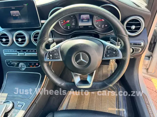 Picture of Mercedes Benz C-Class 2014