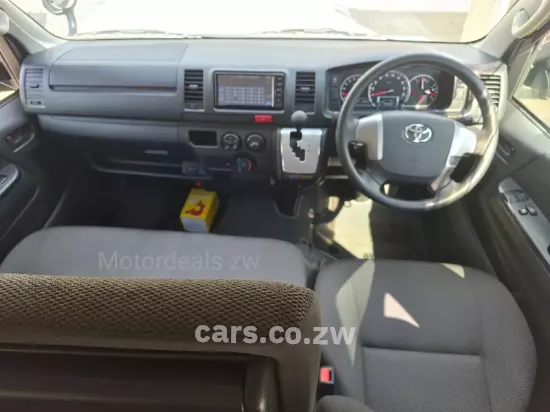 Picture of Toyota Quantum 2018