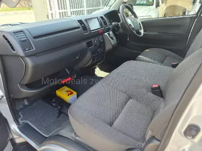 Picture of Toyota Quantum 2018